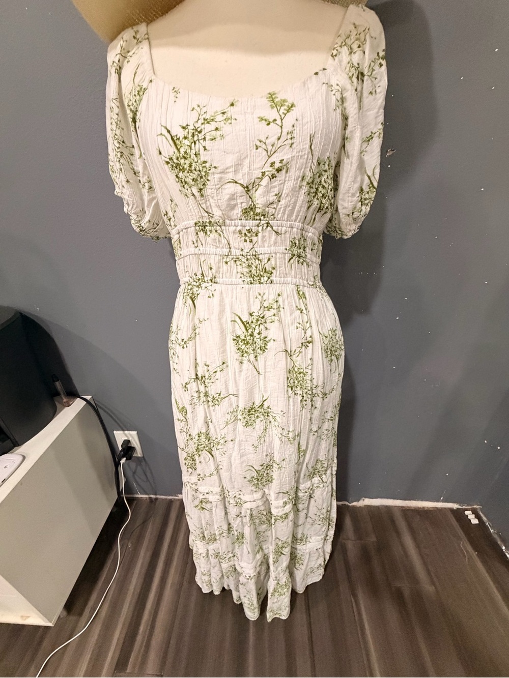 White & Green Floral Puff-Sleeve Midi Dress